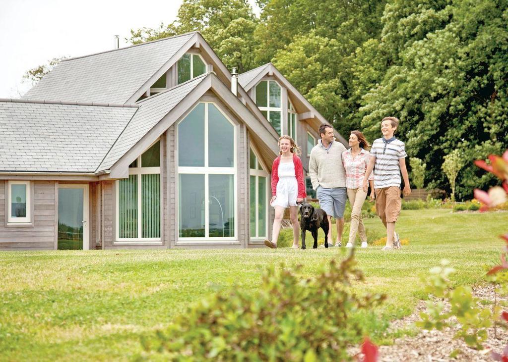 Swandown Lodges Chard Extérieur photo